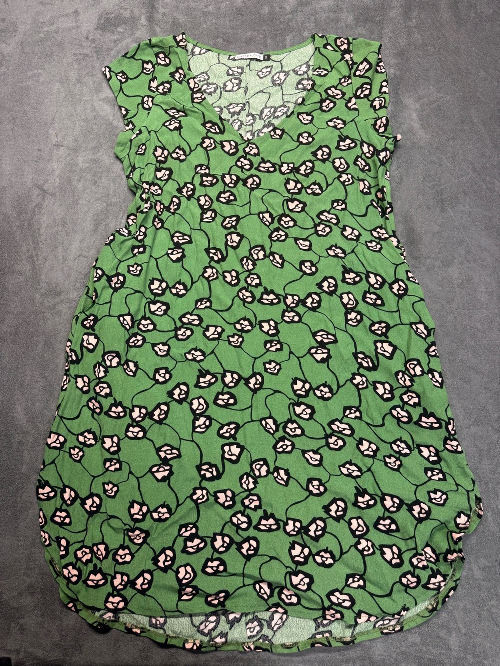 Zaket & Plover V-Neck Tunic Dress Green & Pink in Viscose